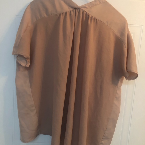 ⭐️ 3/for 30$ ⭐️ Pink blouse - Picture 2 of 2